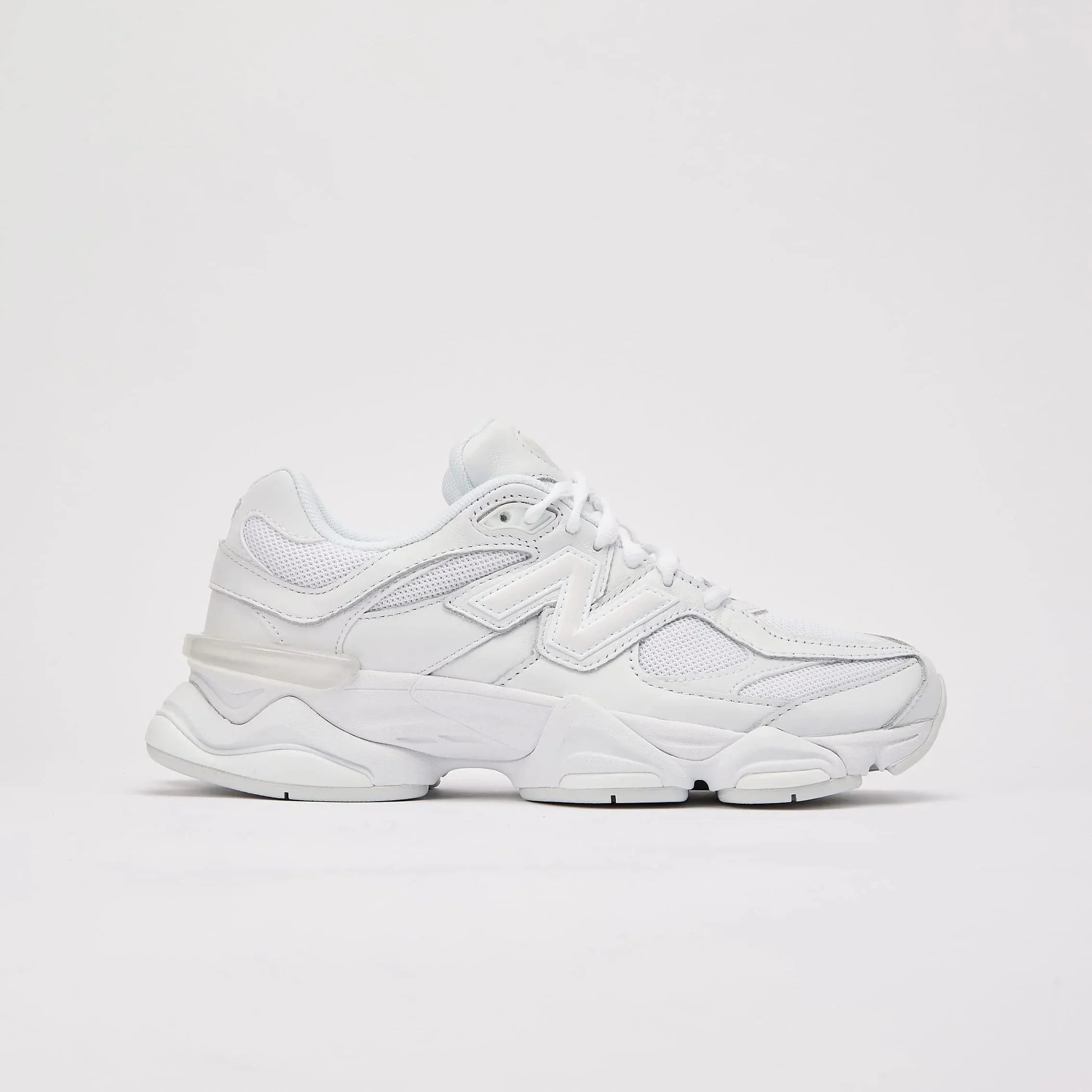NB - 9060 Triple White